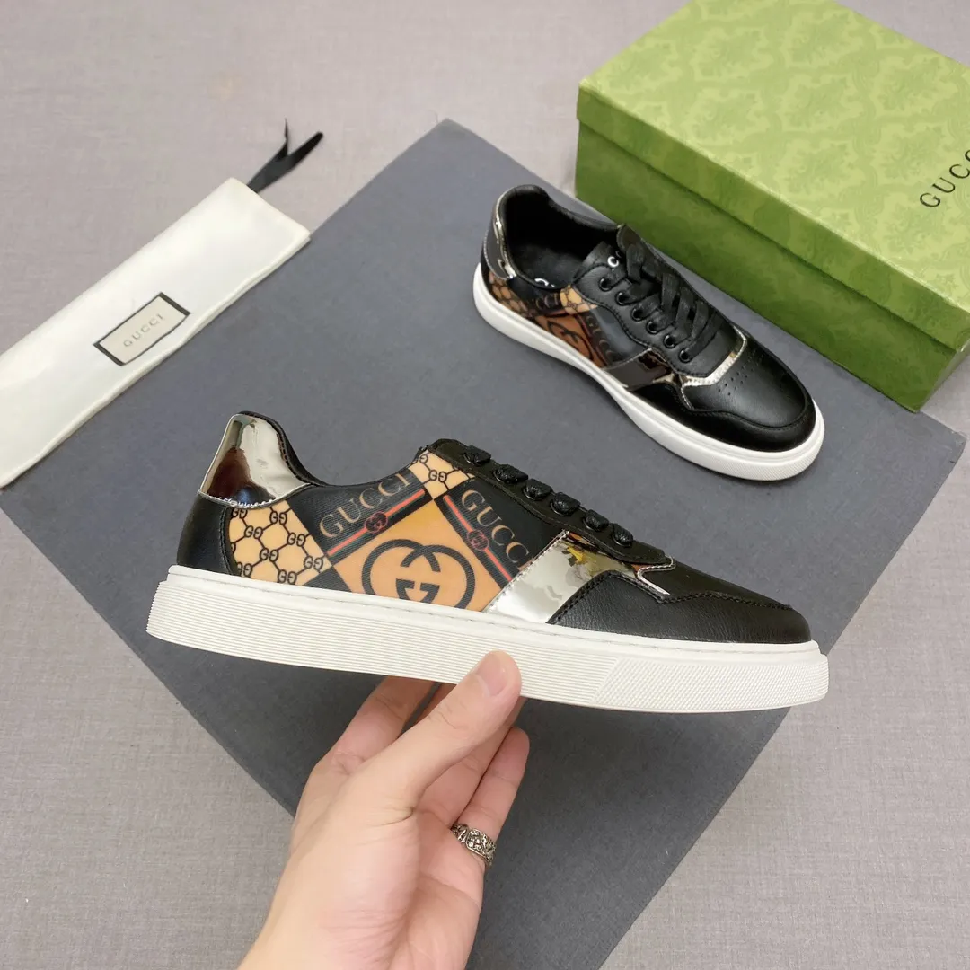 p380 【GUCCI】Gucci men’s casual shoes are absolutely popular 🔥The ultimate matching item for handsome men! The charm of super texture is irresistible, the main recommendation, the flower leather color is bright! The upper is made of high-quality fabrics, the leather lining is used for the feet, and the wear-resistant rubber sole is noble and elegant! Extremely comfortable🎁🎁You can be as handsome as you want💪 Size 38-44! No. 061